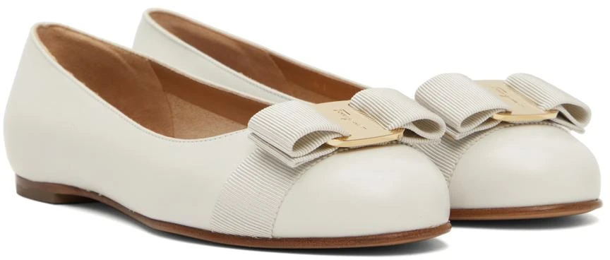 商品Salvatore Ferragamo|白色 Varina 芭蕾鞋,价格¥4067,第4张图片详细描述