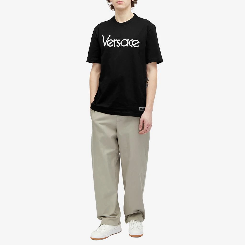 商品Versace|Versace Tribute Embroidered Tee,价格¥1841,第4张图片详细描述