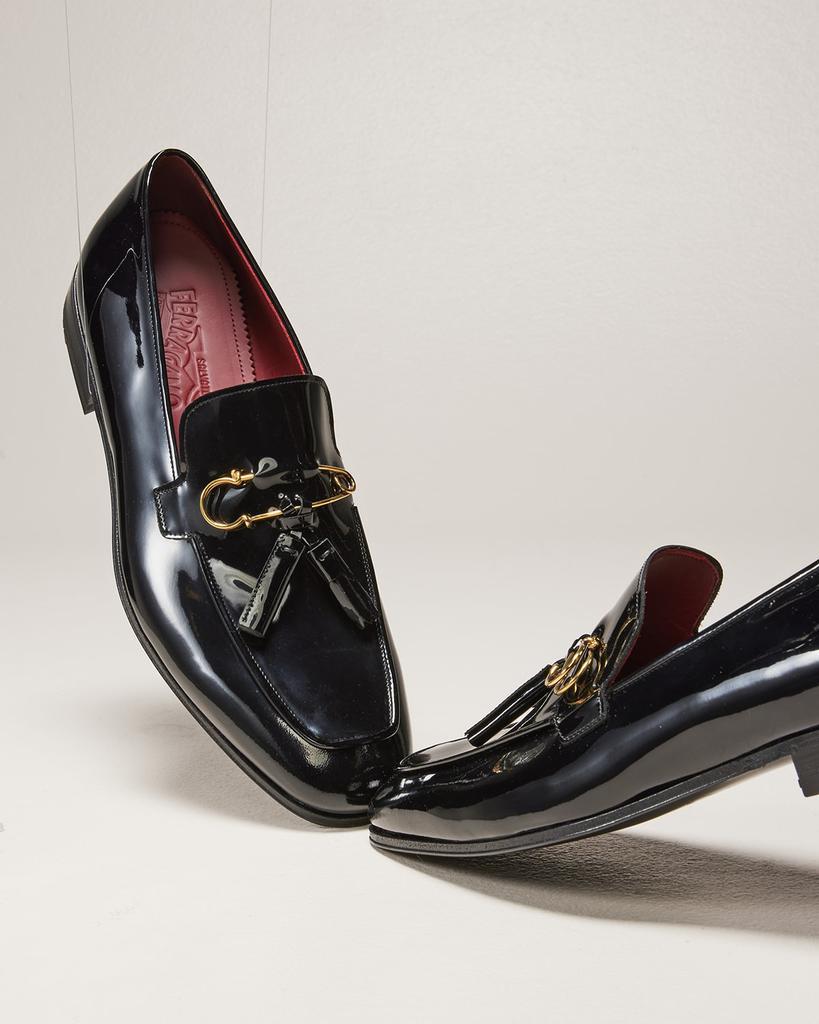 商品Salvatore Ferragamo|Men's Pin and Tassel Patent Leather Loafers,价格¥7748,第4张图片详细描述