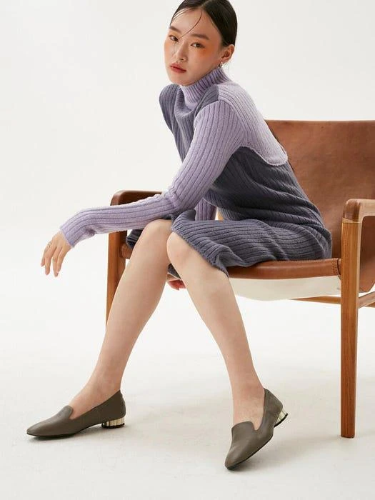Pointed Heel Loafers GREY 商品