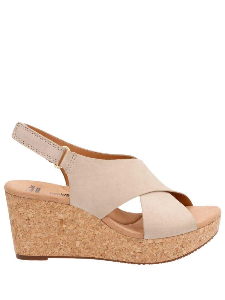 商品Clarks|Anna Nubuck Platform Sandals,价格¥357,第5张图片详细描述