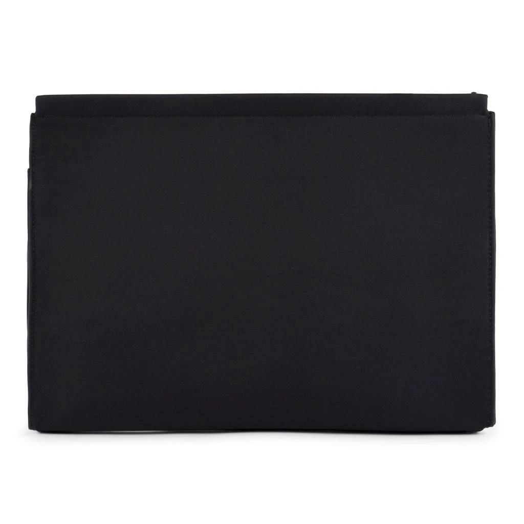 商品Bugatti|Madison Laptop Sleeve,价格¥397,第3张图片详细描述