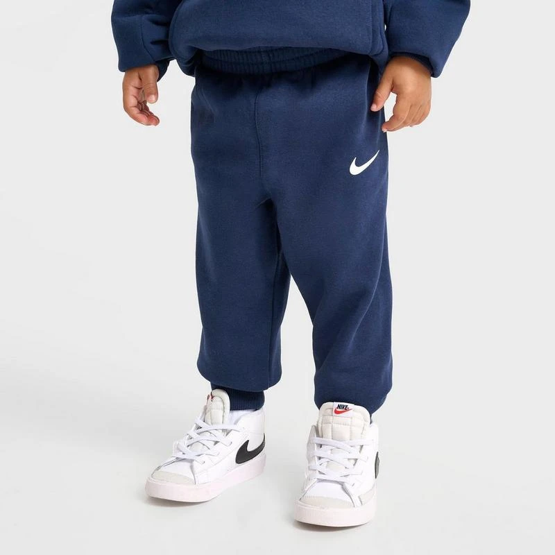 商品NIKE|Kids' Toddler Nike Outline Pullover Hoodie and Jogger Pants Set,价格¥112,第4张图片详细描述