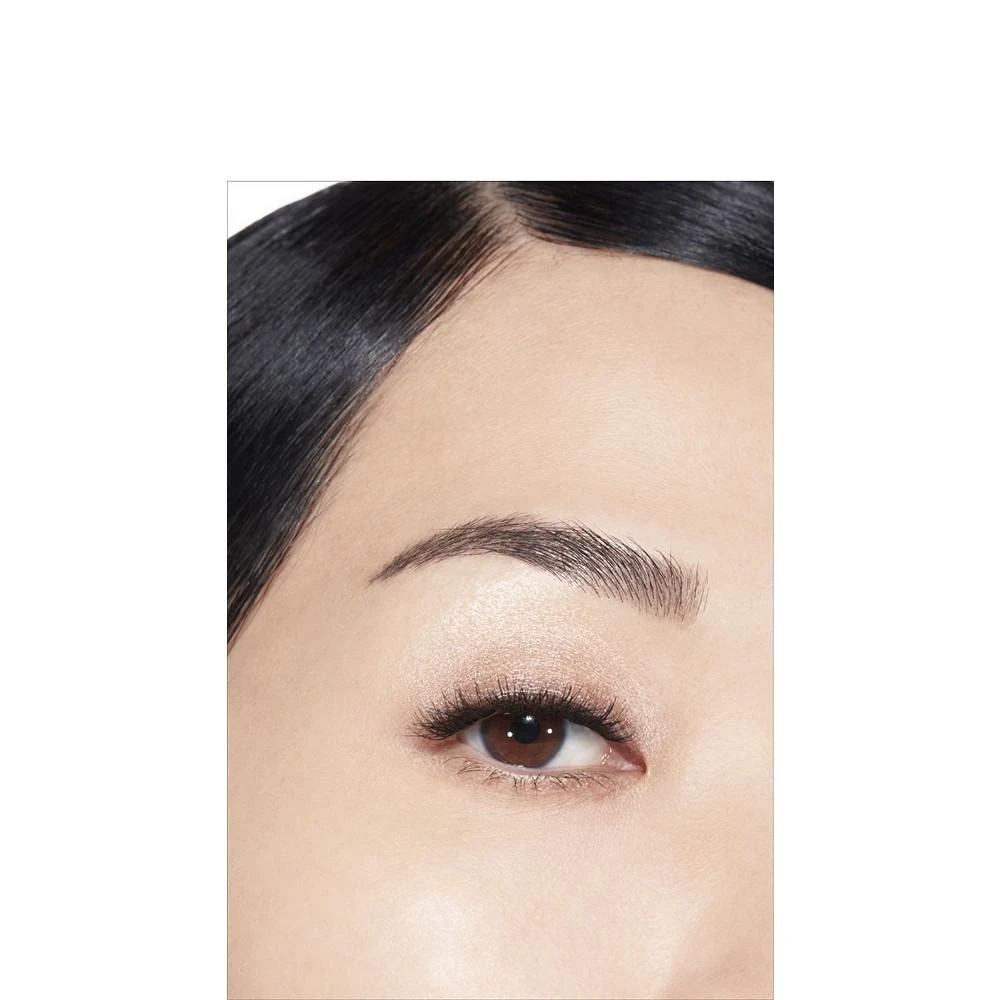 商品Chanel|Longwear Liquid Eyeshadow, 0.2-oz.,价格¥271,第3张图片详细描述