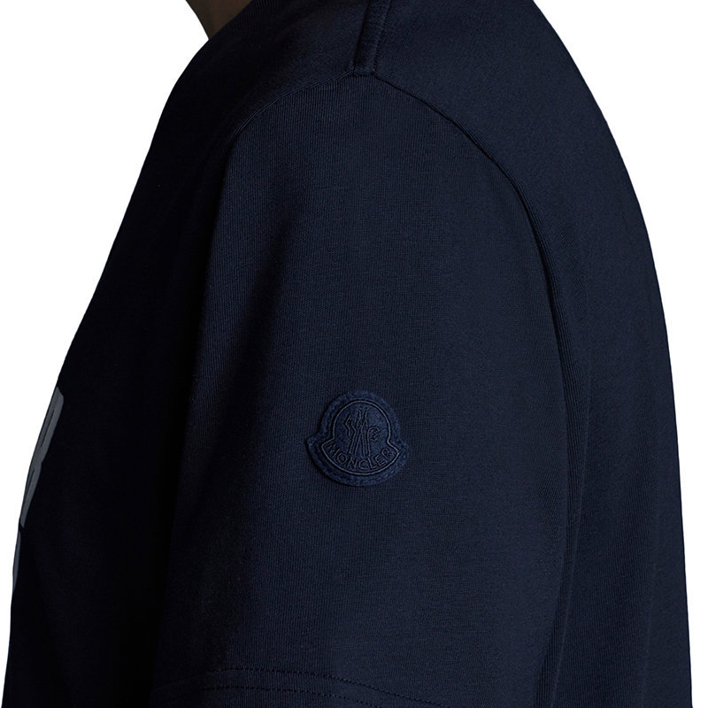 商品Moncler|【预售3-7天】Moncler/蒙克莱 22年早春新款 1952系列 男士午夜蓝色纯棉徽标图案短袖T恤H10928C000028390T778,价格¥2078,第8张图片详细描述