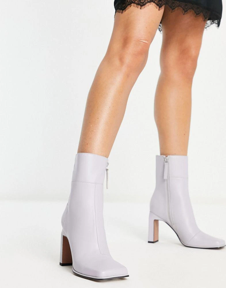 商品ASOS|ASOS DESIGN Envy leather high-heeled boots in lilac,价格¥261,第2张图片详细描述