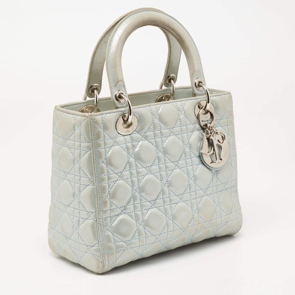 商品[二手商品] Dior|Dior Light Blue Shimmer Suede Medium Lady Dior Tote,价格¥15787,第5张图片详细描述