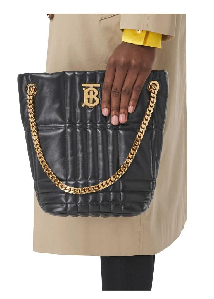 商品Burberry|Quilted leather small lola bucket bag,价格¥15115,第2张图片详细描述