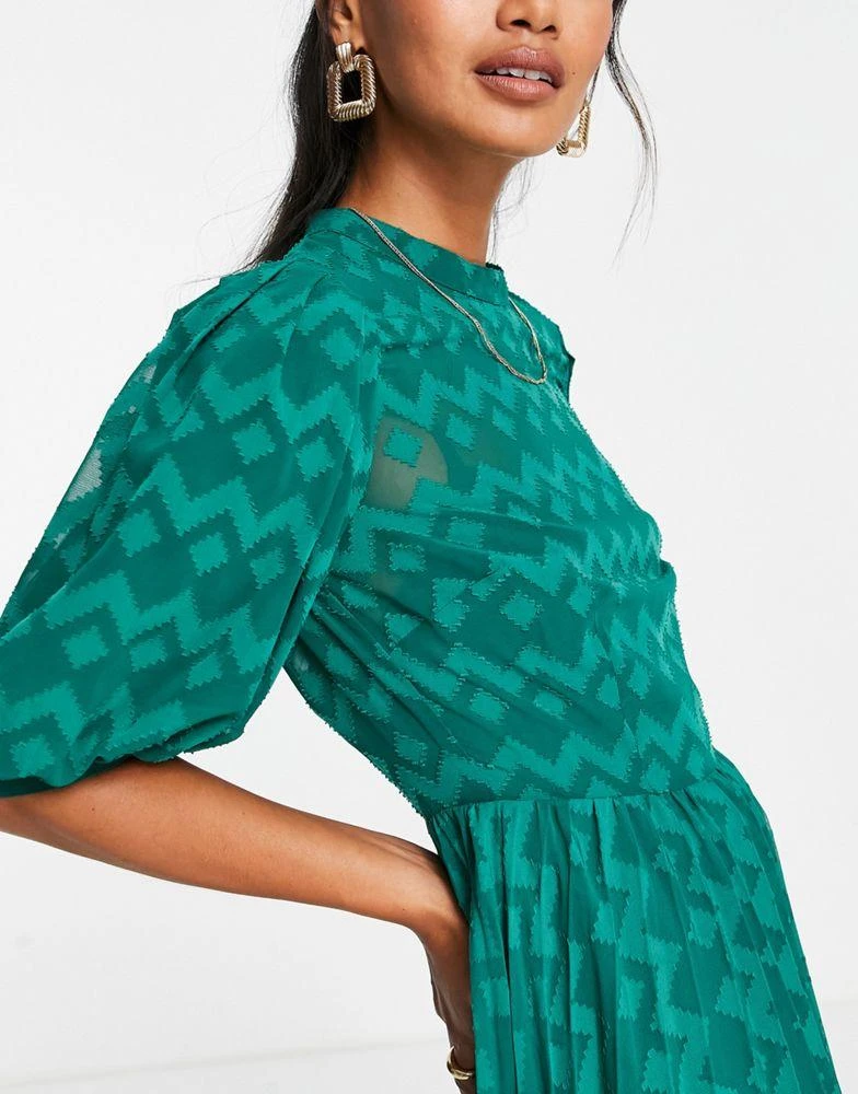 商品ASOS|ASOS DESIGN high neck pleated chevron dobby midi dress with puff sleeve in forest green,价格¥227,第2张图片详细描述