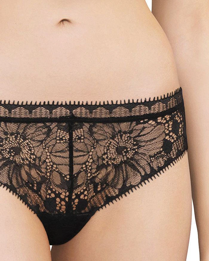商品Chantelle|Day to Night Lace Tanga,价格¥217,第3张图片详细描述