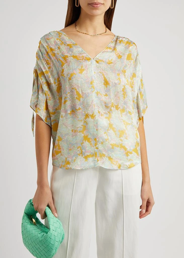 商品Vince|Floral-print silk-georgette blouse,价格¥3071,第2张图片详细描述