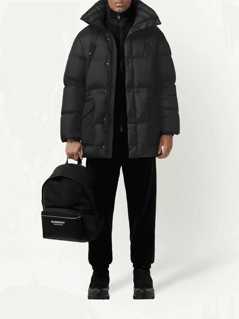 商品Burberry|BURBERRY logo-print zip-around backpack,价格¥7093,第2张图片详细描述
