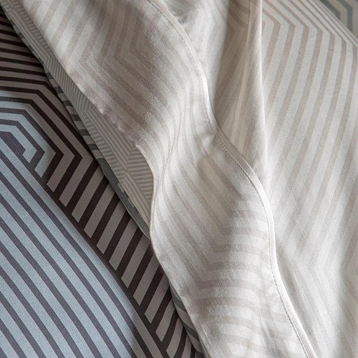 商品Anne de Solene|Sequence Flat Sheet, Queen,价格¥1723,第2张图片详细描述