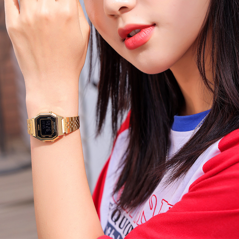 商品[国内直发] Casio|（限时特价小金表）卡西欧男女同款小金表复古手表电子表男表女表,价格¥325,第3张图片详细描述