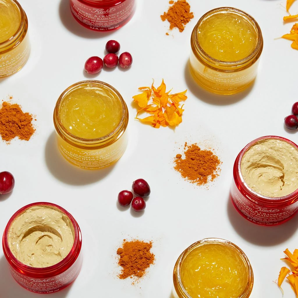 Kiehl's Since 1851 Turmeric and Cranberry Seed Energizing Radiance Masque 3