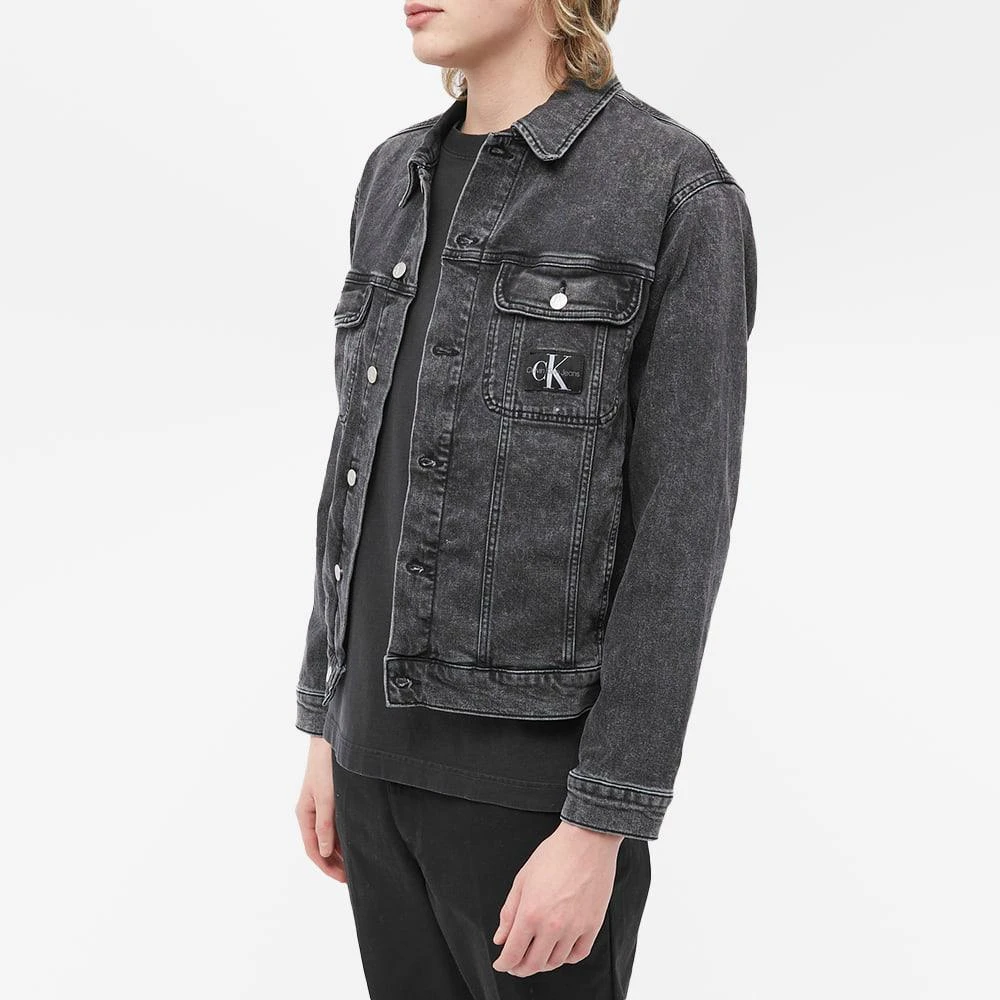 商品Calvin Klein|Calvin Klein Regular 90s Denim Jacket,价格¥607,第2张图片详细描述