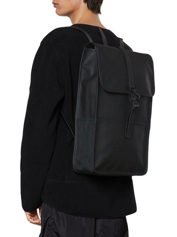 商品RAINS|Carabiner Flap Backpack,价格¥477,第2张图片详细描述