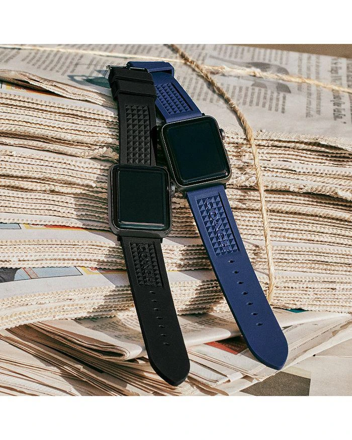 商品Coach|Apple Watch© Signature Silicone Strap, 42mm & 44mm,价格¥479,第2张图片详细描述
