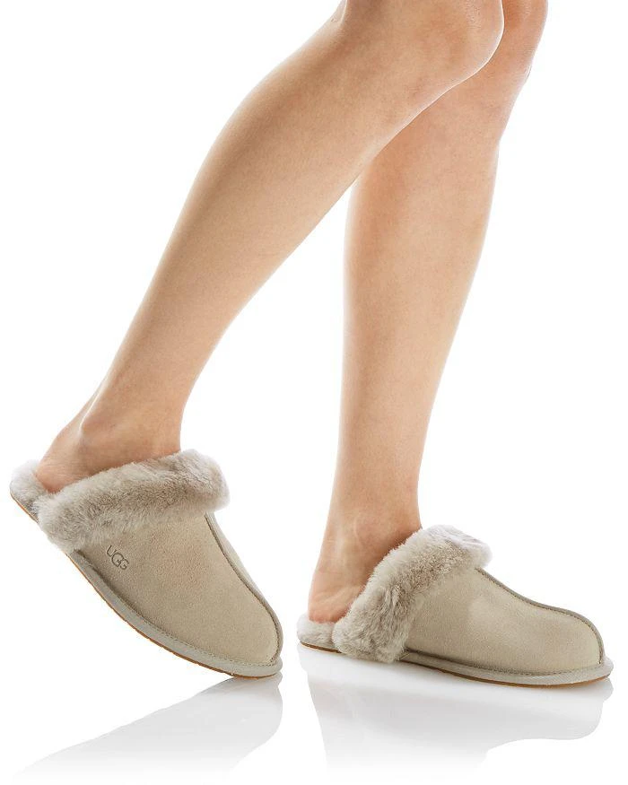 商品UGG|Women's Scuffette Shearling Slide Slippers,价格¥716,第2张图片详细描述