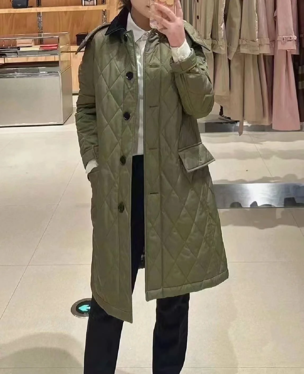 BURBERRY/博柏利 女士卡其绿色尼龙长款棉服 80790831 商品