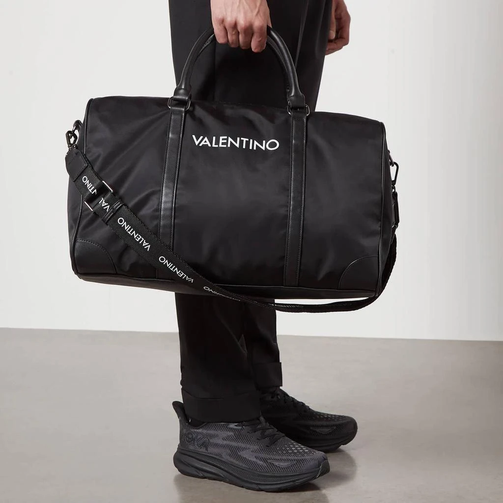 商品Valentino|Valentino Kylo Shell Duffle Bag,价格¥1956,第2张图片详细描述