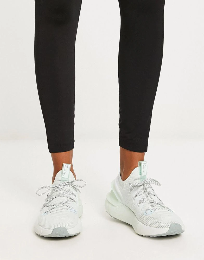 商品Under Armour|Under Armour HOVR Phantom 3 trainers in light green,价格¥1142,第3张图片详细描述