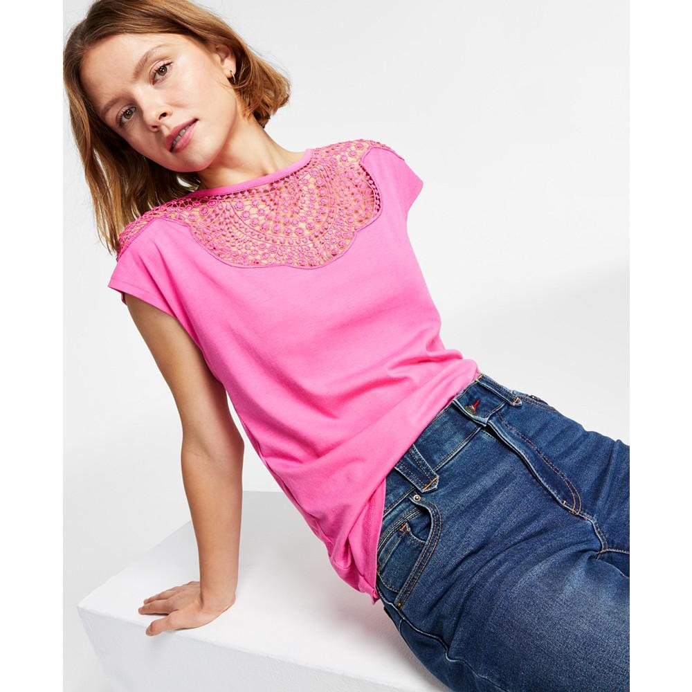 商品Tommy Hilfiger|Women's Lace-Trimmed T-Shirt,价格¥263,第5张图片详细描述