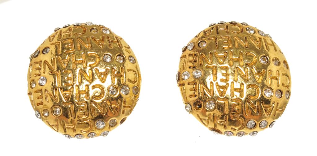 Chanel Gold CC Rhinestone Clip On Earrings商品第1张图片规格展示