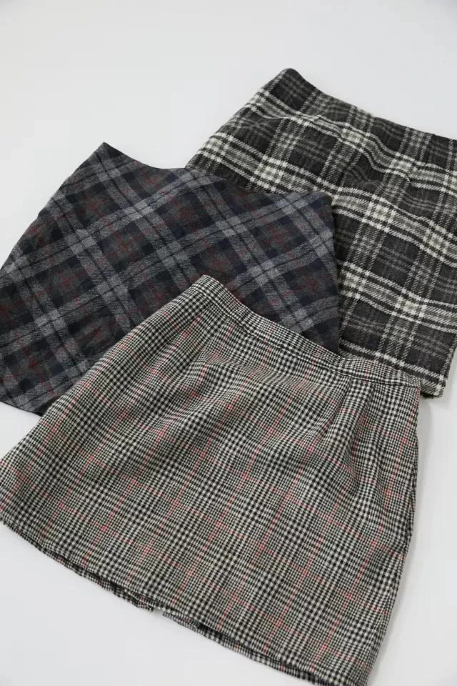 商品Urban Renewal|Urban Renewal VIntage Plaid A-Line Mini Skirt,价格¥265,第2张图片详细描述