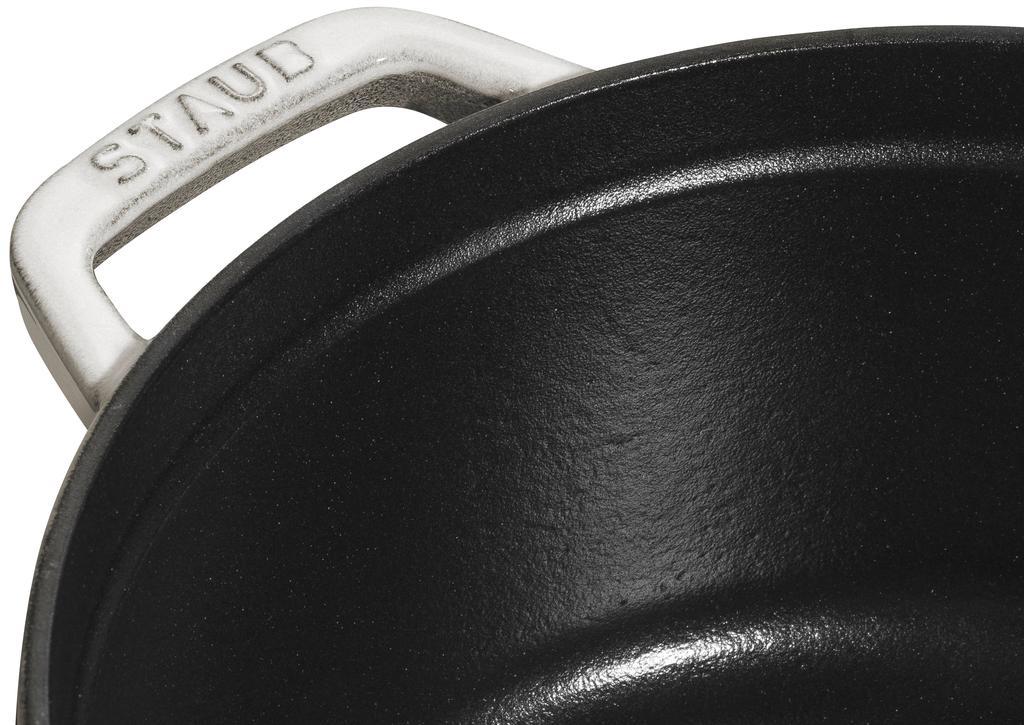 商品Staub|Staub Cast Iron 7-qt Round Cocotte,价格¥2978-¥3201,第6张图片详细描述