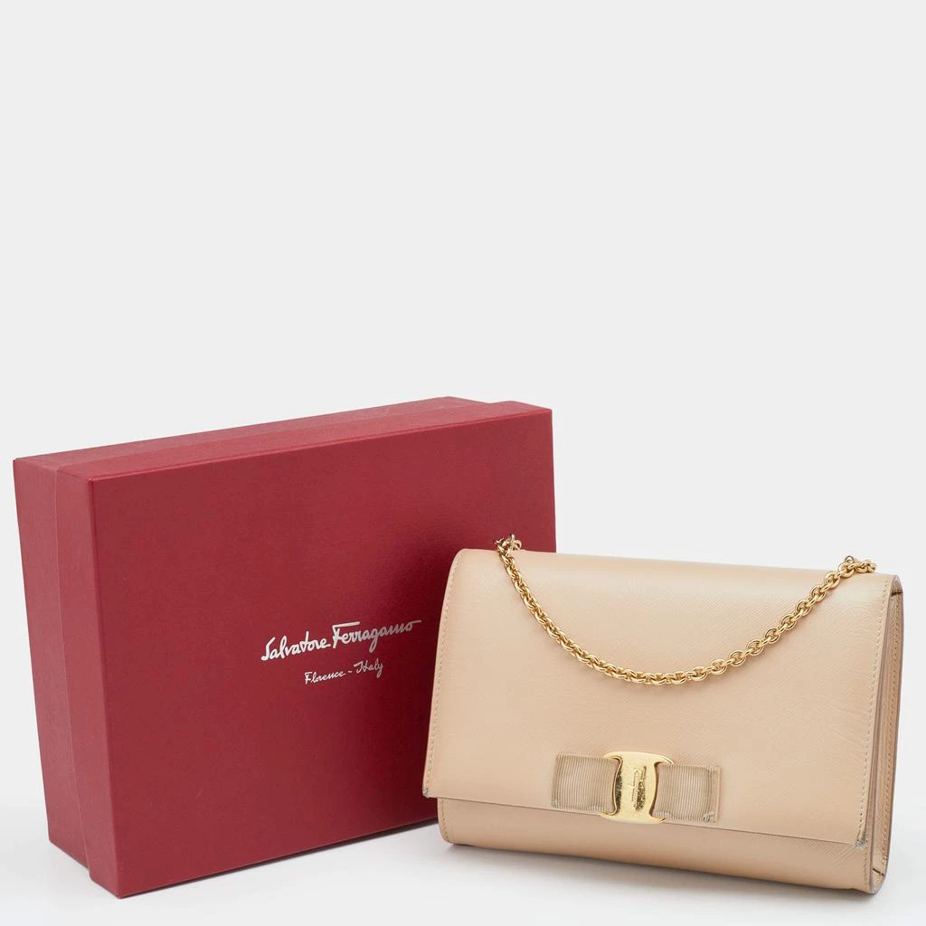 Salvatore Ferragamo Beige Patent Leather Vara Bow Chain Shoulder Bag 商品