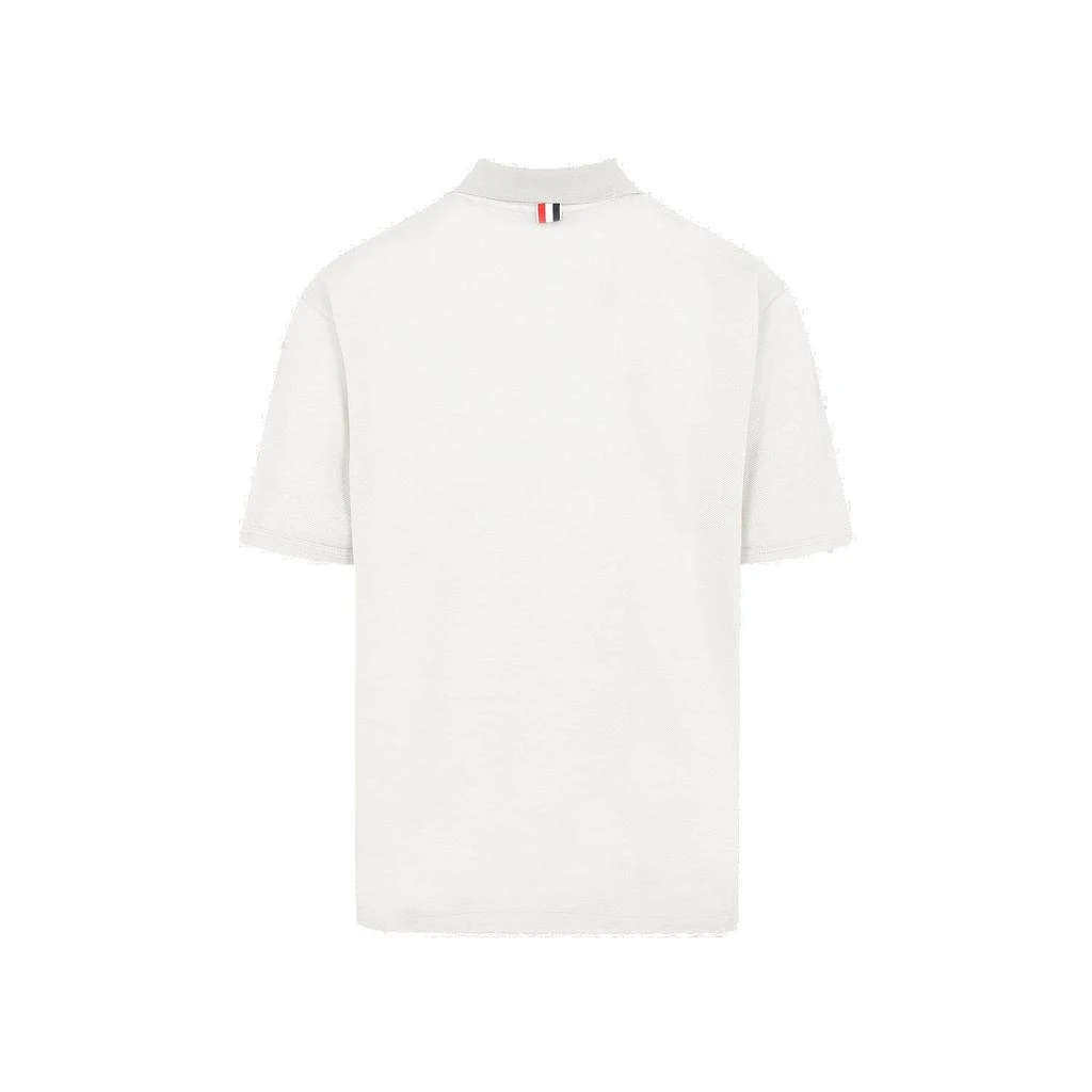 商品Thom Browne|Thom Browne Logo Patch Stripe-Detailed Polo Shirt,价格¥3783,第2张图片详细描述