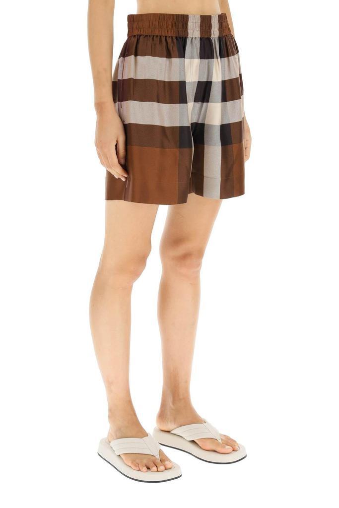 商品Burberry|EXPLODED CHECK SILK SHORTS,价格¥2937,第3张图片详细描述