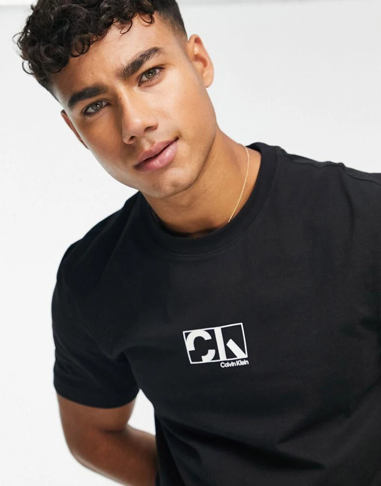 商品Calvin Klein|Calvin Klein graphic box logo t-shirt in black,价格¥443,第3张图片详细描述