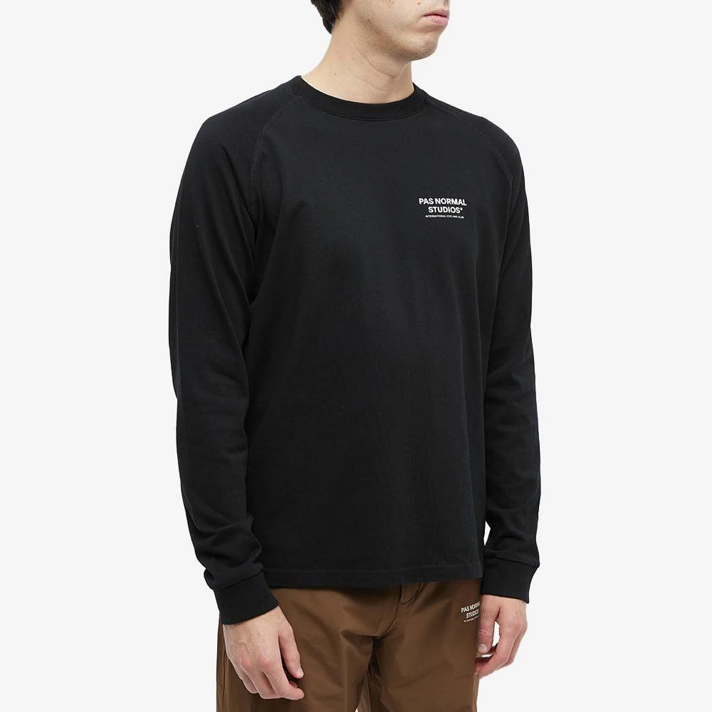 商品Pas Normal Studios|Pas Normal Studios Long Sleeve Off-Race PNS Tee,价格¥441,第2张图片详细描述