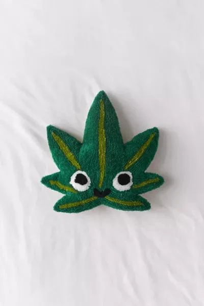 商品Urban Outfitters|Leaf Buddy Throw Pillow,价格¥264,第2张图片详细描述