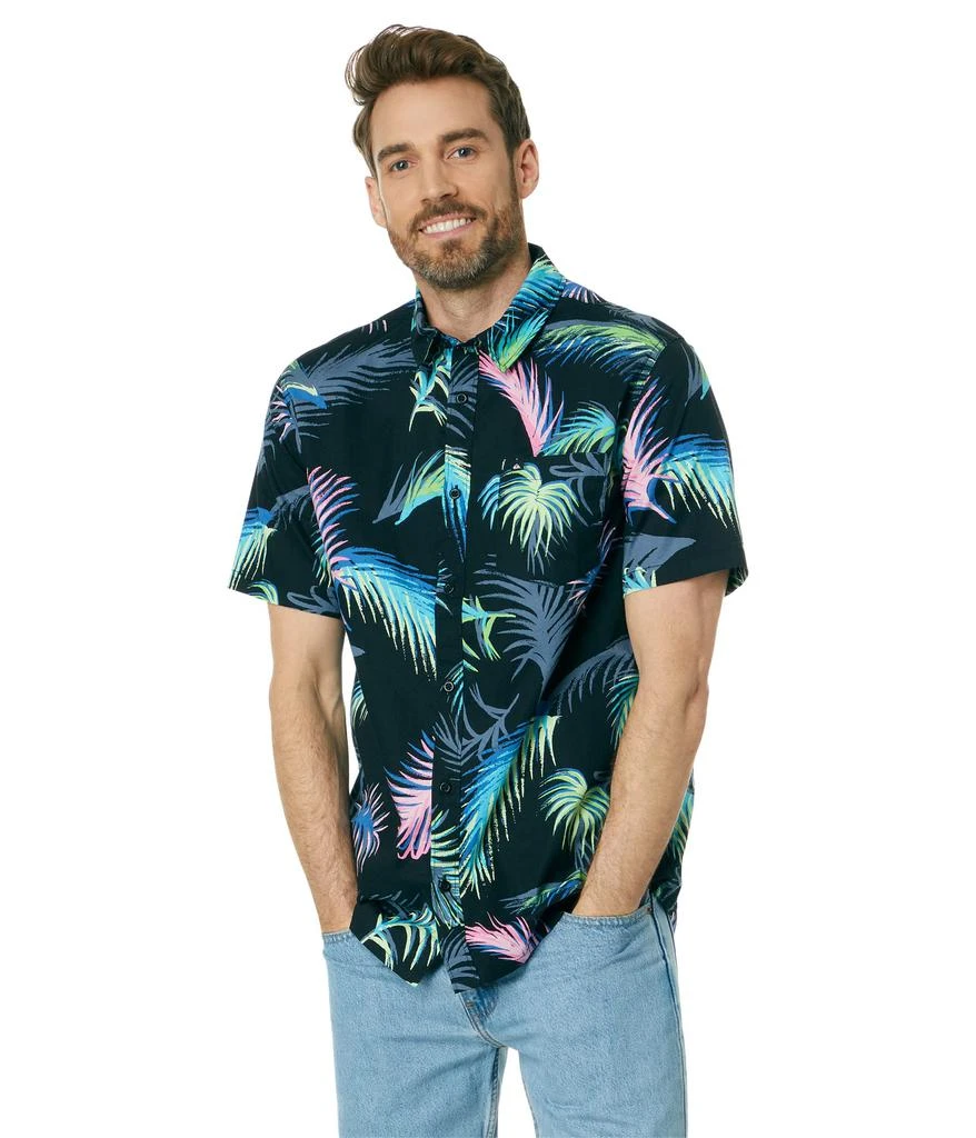 商品Quiksilver|Tropical Glitch Short Sleeve Woven,价格¥377,第1张图片