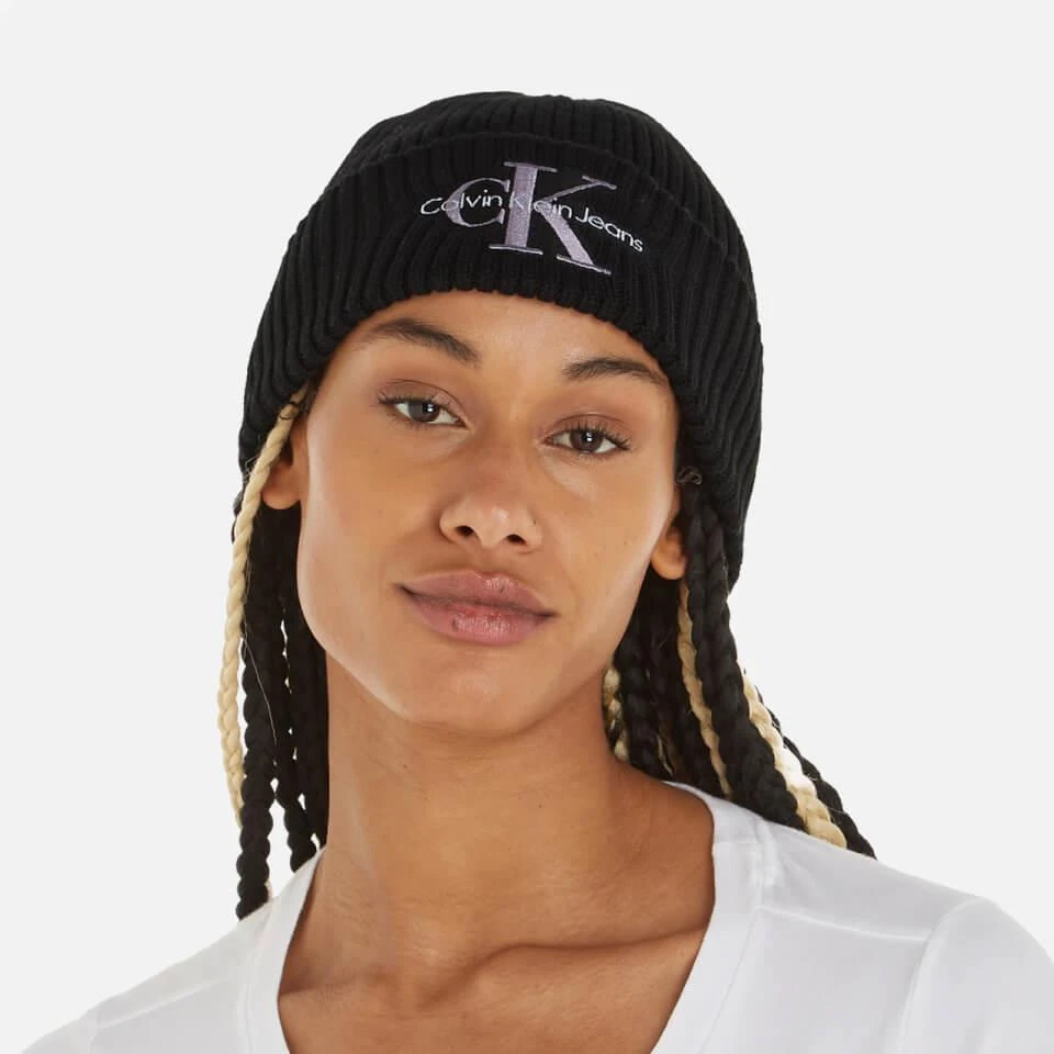 商品Calvin Klein|Calvin Klein Jeans Monogrammed Wool-Blend Beanie,价格¥367,第2张图片详细描述