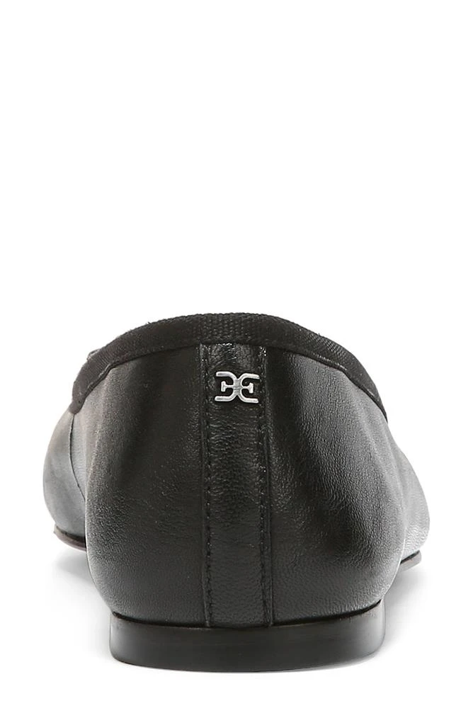 Felicia Luxe Flat 商品