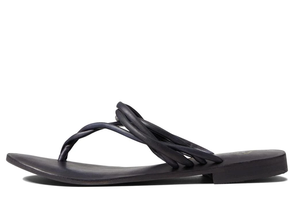 商品Free People|Kayla Soft Strappy Sandal,价格¥439-¥585,第4张图片详细描述