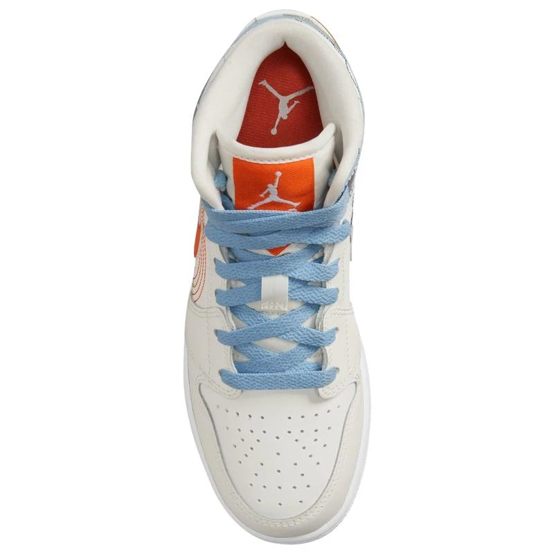 商品Jordan|Jordan AJ 1 Mid SE - Boys' Grade School,价格¥951,第3张图片详细描述