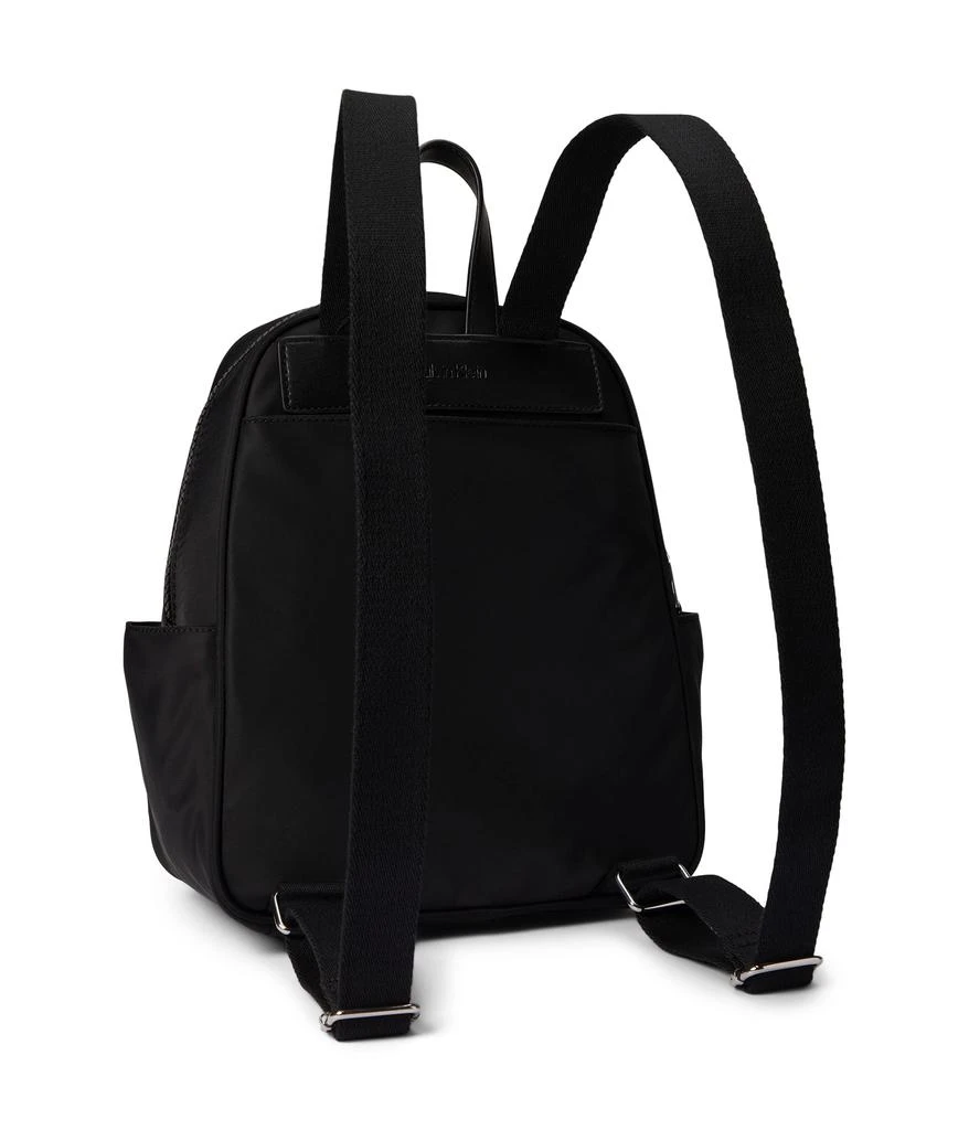 商品Calvin Klein|Evie Backpack,价格¥1414,第2张图片详细描述