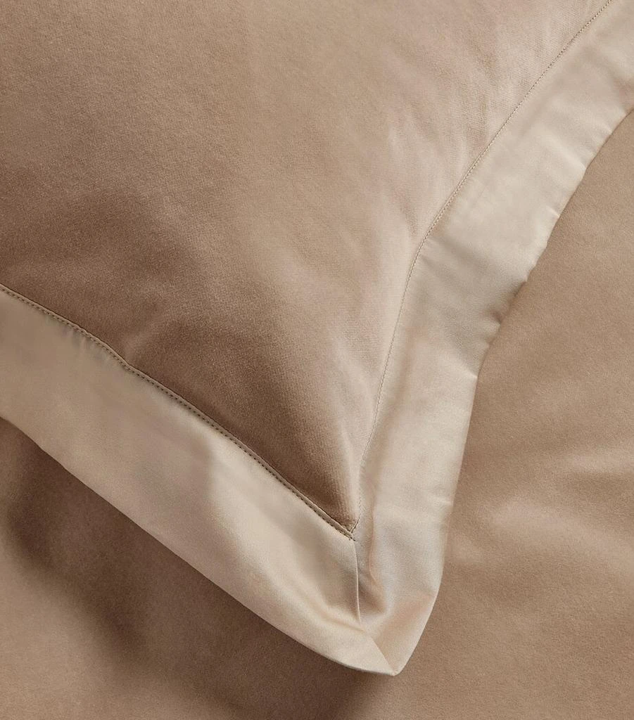 Cirrus Cushion (45cm x 45cm) 商品
