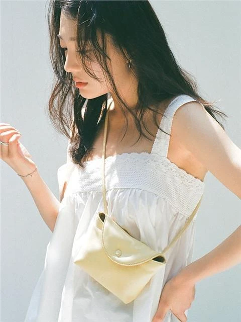 商品MINITMUTE|Berca Bag - Egg Soup,价格¥1307,第4张图片详细描述