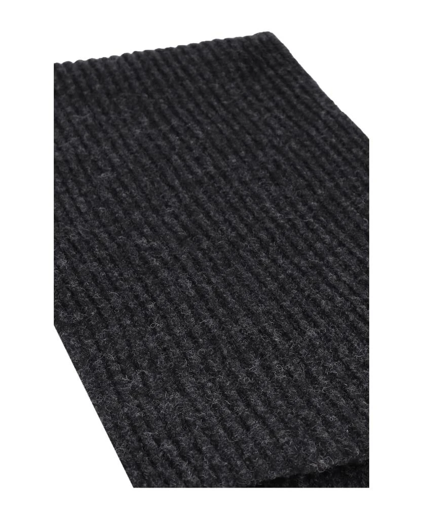 商品Ganni|Ribbed Knit Scarf,价格¥1005,第2张图片详细描述