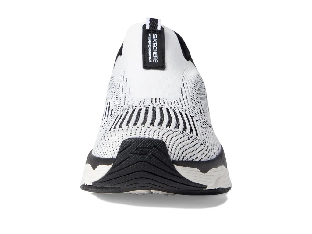 Max Cushioning Elite Advantageous Hands Free Slip-Ins 商品