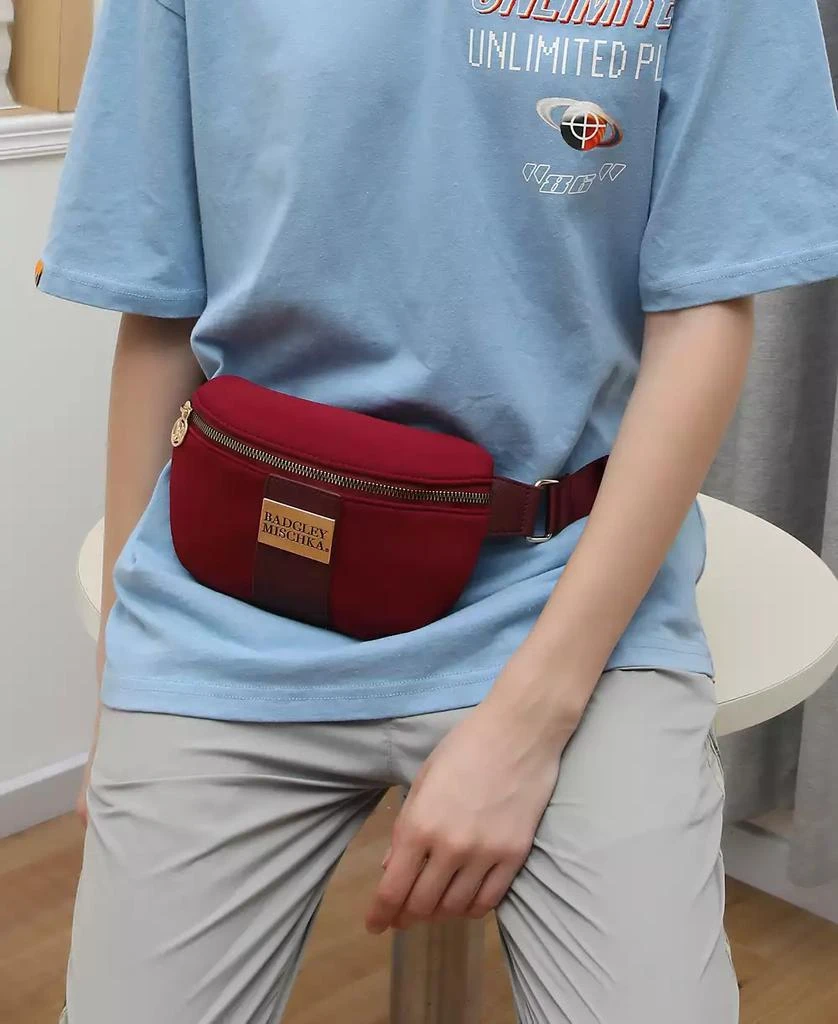 商品Badgley Mischka|Sage Women's Scuba Belt Bag Fanny Pack,价格¥295,第5张图片详细描述