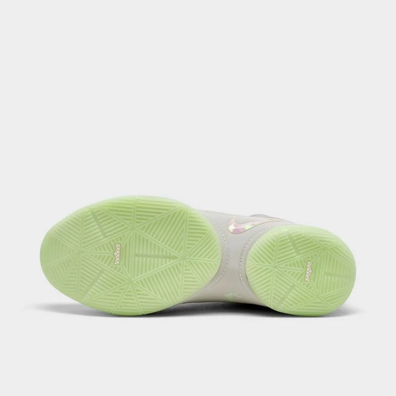 Men's Nike LeBron 22 Basketball Shoes 商品