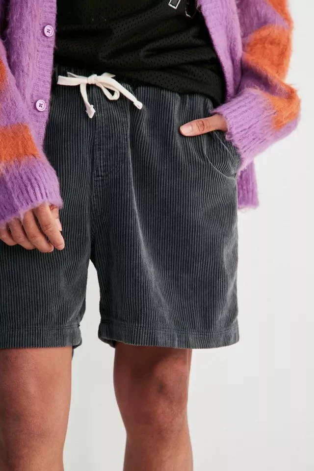 商品BDG|BDG Acid Washed Black Corduroy Short,价格¥403,第1张图片