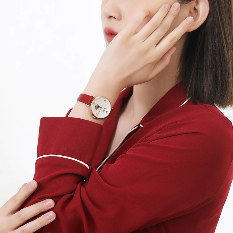 商品[国内直发] Emporio Armani|阿玛尼机械之心系列 腕表 机械机芯 皮革表带 29mm 贝母色表盘 女表 防水时尚潮流,价格¥4776,第8张图片详细描述
